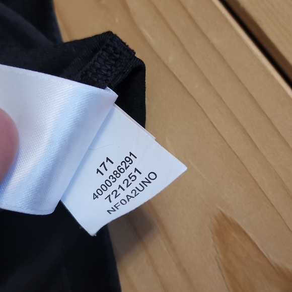 The North Face Skorts size Medium - Picture 6 of 9